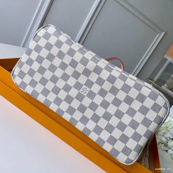 WIS Vuitton MM Neverfull Louis 0517